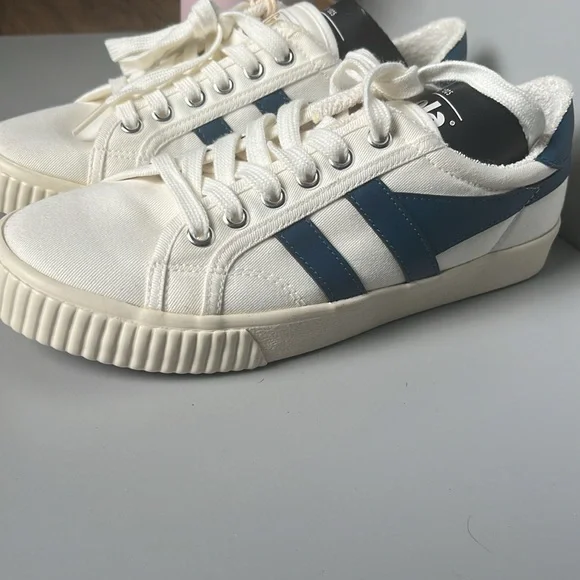 Gola sneakers - Picture 5 of 12